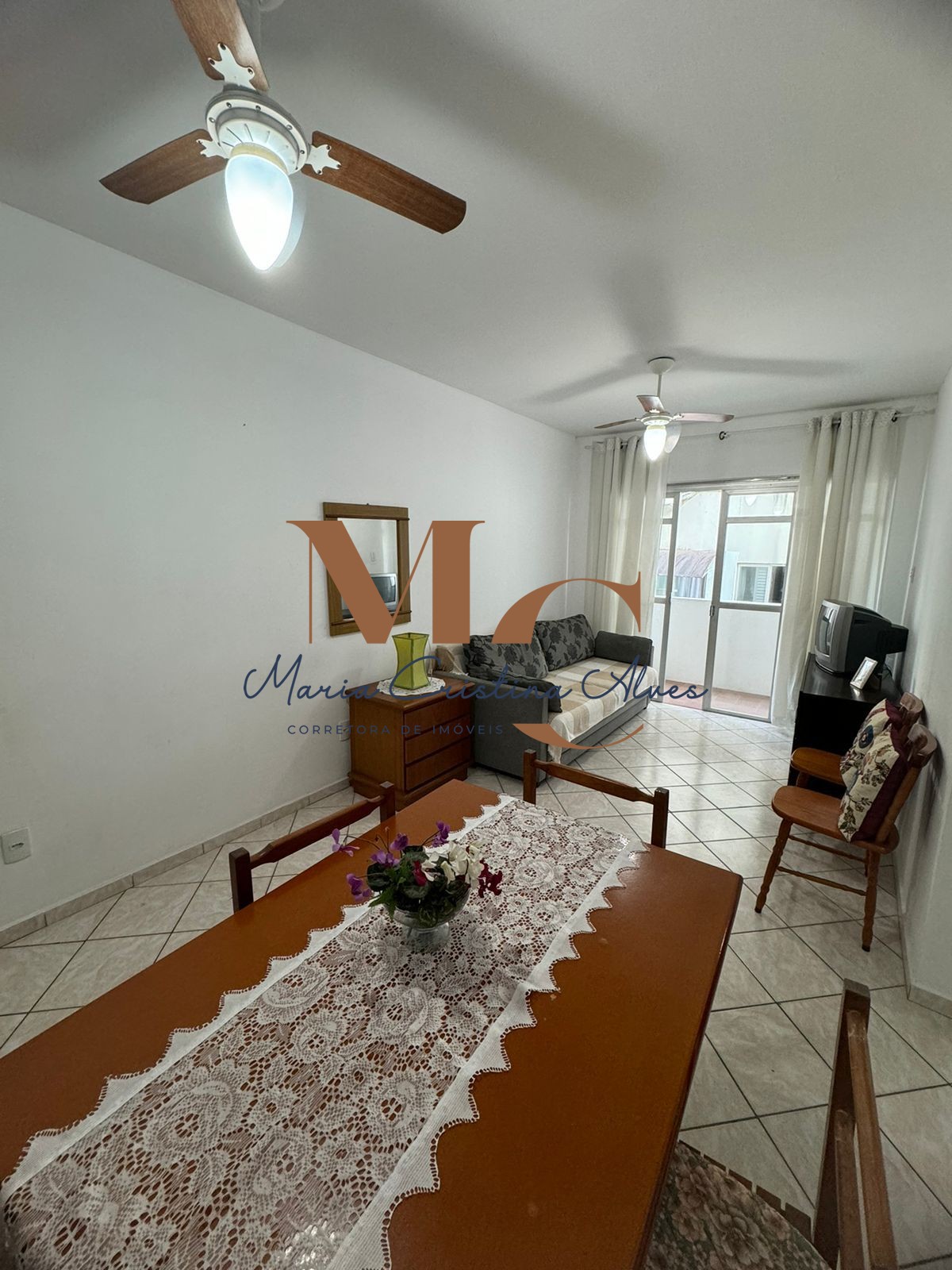 Apartamento 2 quartos para Venda no bairro Pioneiros em Balneário Camboriú