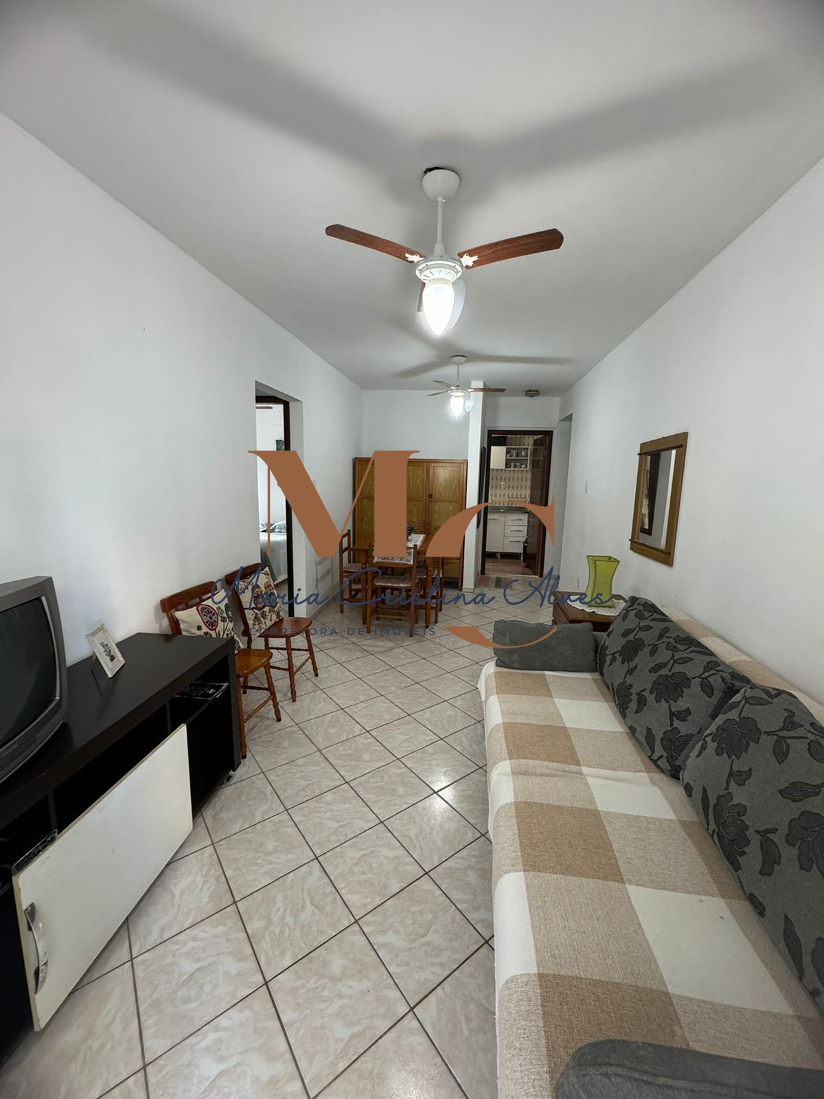 Apartamento 2 quartos para Venda no bairro Pioneiros em Balneário Camboriú