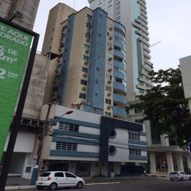 Apartamento 2 quartos para Venda no bairro Pioneiros em Balneário Camboriú