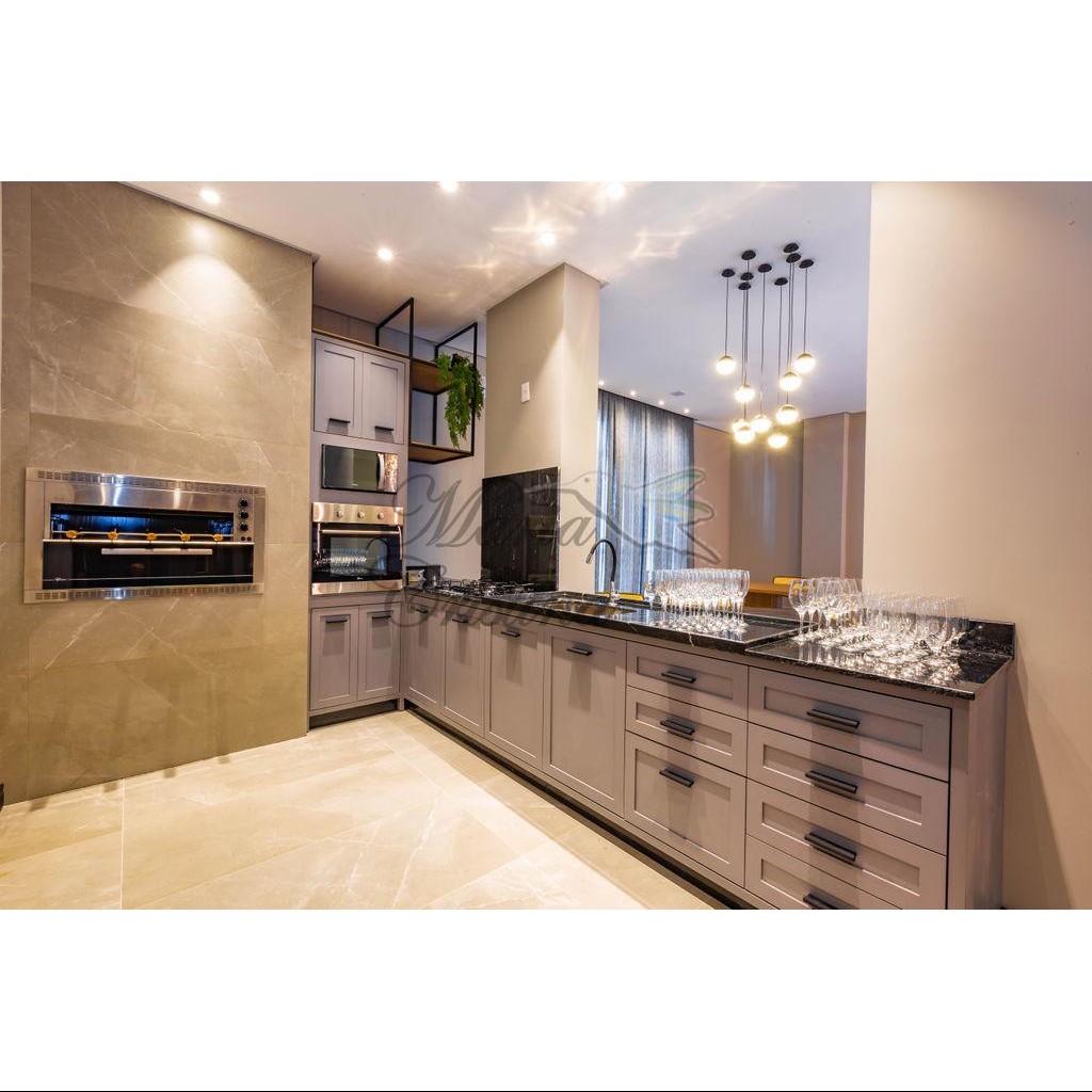 Apartamento no bairro pioneiros com vista para o mar